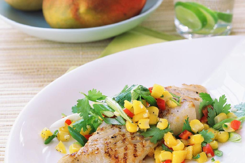 Flétan grillé au beurre de persil avec émulsion de jus de lime