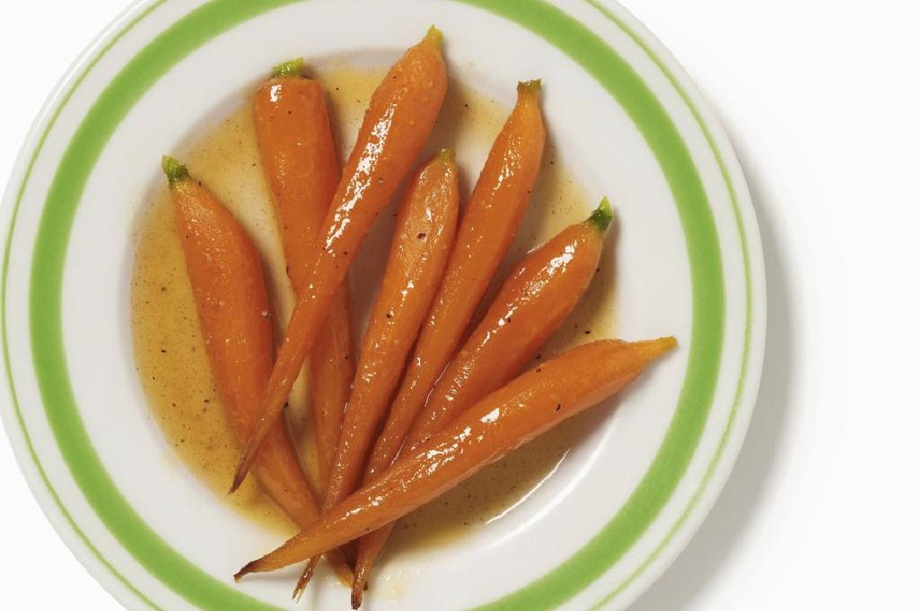 Recette Facile De Carottes De Bebe A L Erable Vegetalien