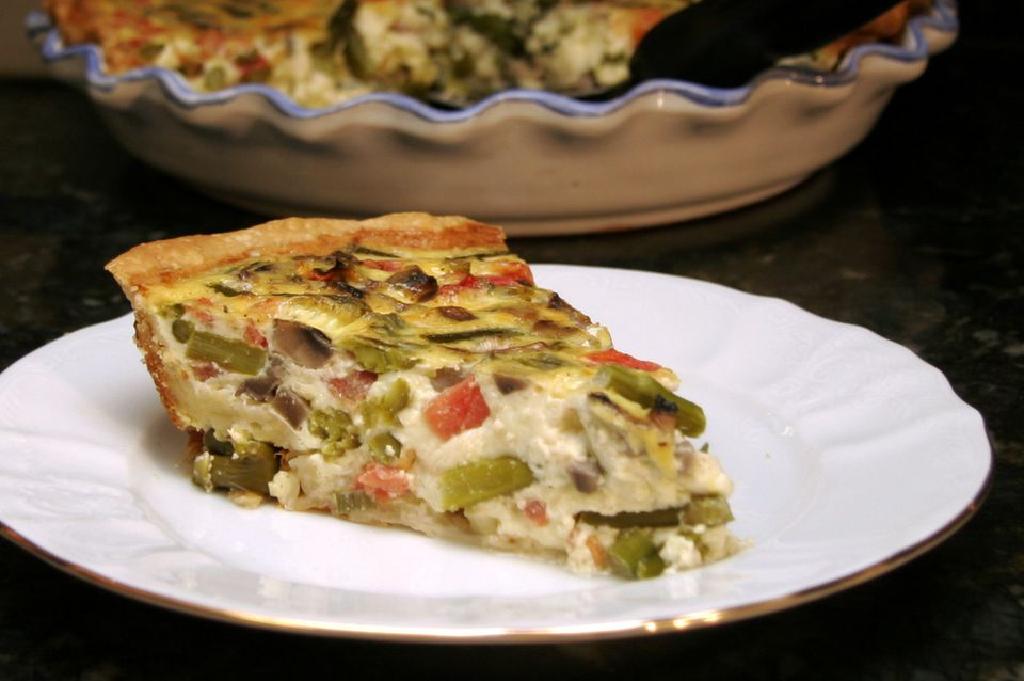 Sparga Quiche Recept Gomba Es Paradicsom