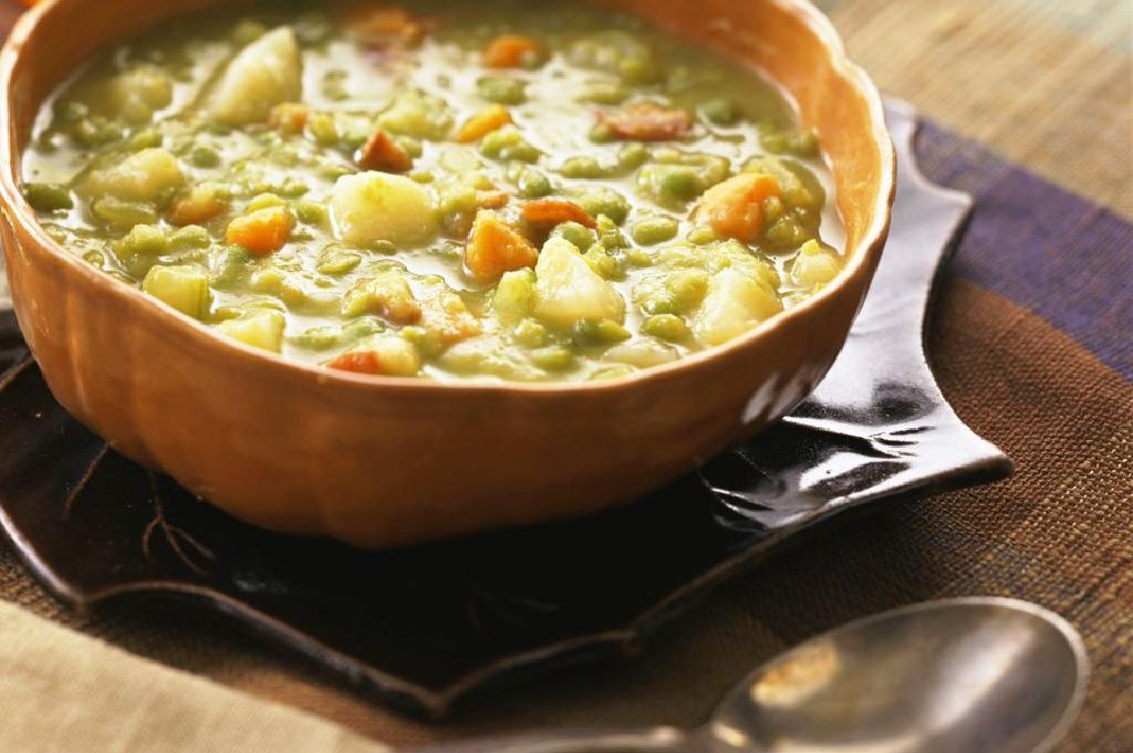 Ricetta Vegetariana Di Zuppa Di Fagioli A Basso Contenuto Di Grassi