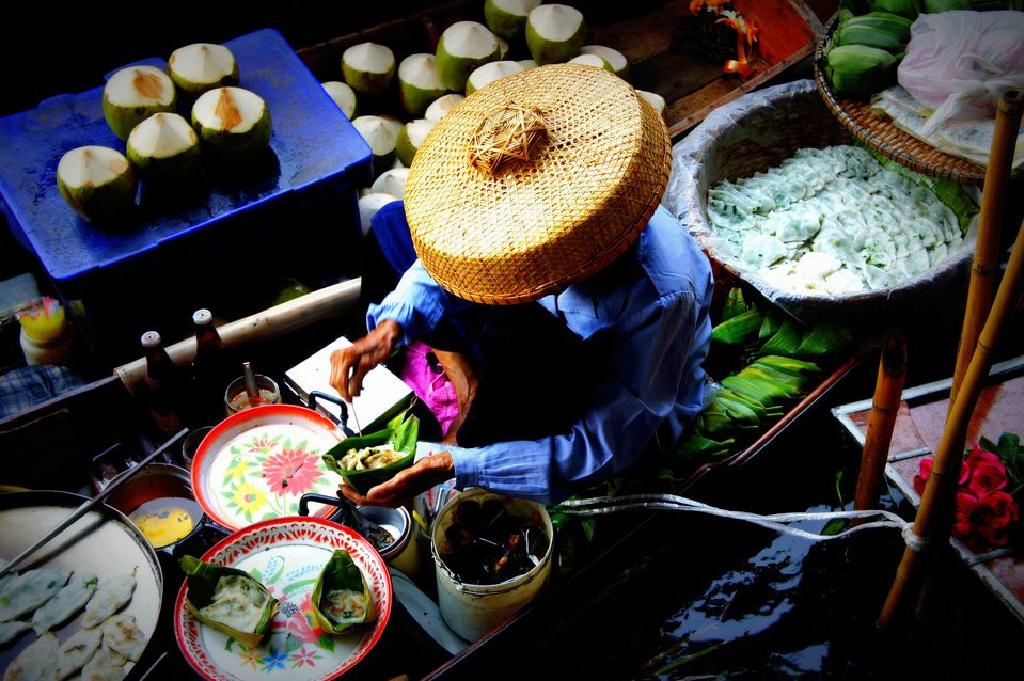 A Tour Kuliner Thailand