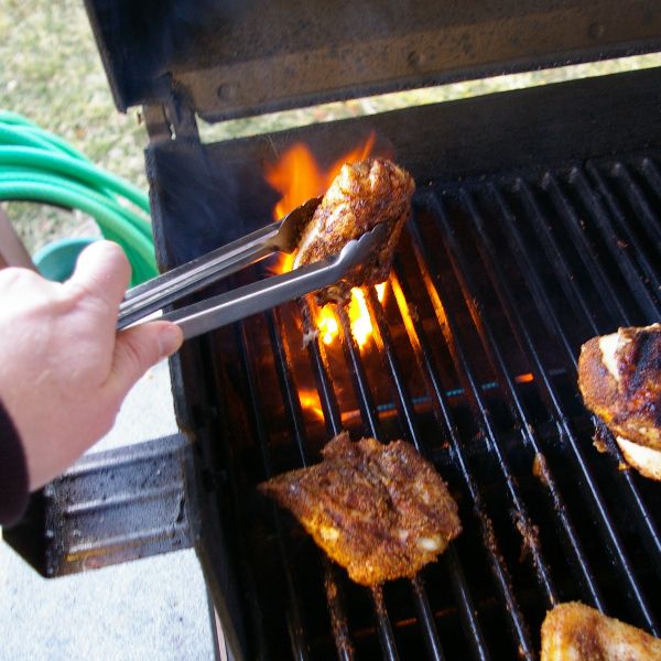 Hogyan lehet főzni a tökéletes sertéshúsot a grillen?